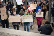 Jugendliche bei #FridaysForFuture