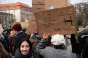 Jugendliche bei #FridaysForFuture